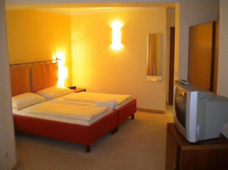 Landhotel Rosentaler Hof 상트제이콥임로센탈 외부 사진